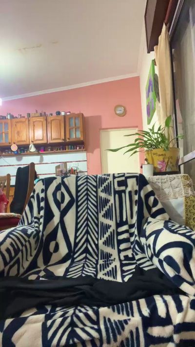 reyna444 — Cam4 ওয়েবক্যাম মডেল: ছবি