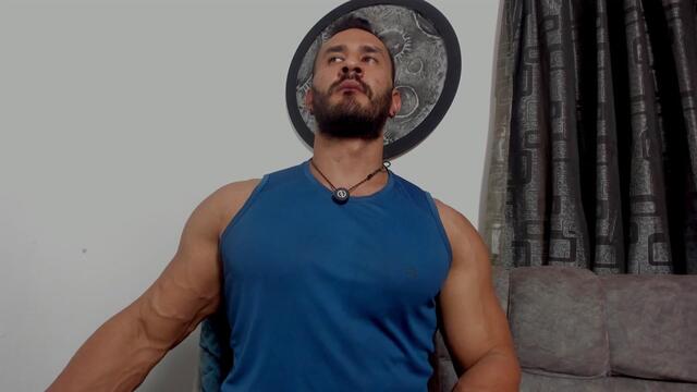 Preview photo of webcam model curt-x on Flirt4Free