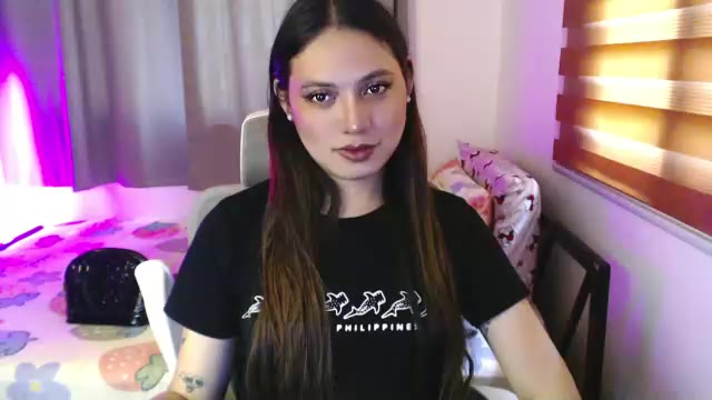 xxjulielovesyouxx, model webcam de Chaturbate: fotos