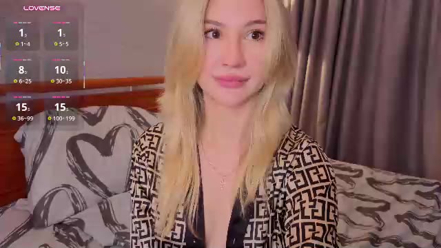 chrisme_please, model webcam de Chaturbate: fotos