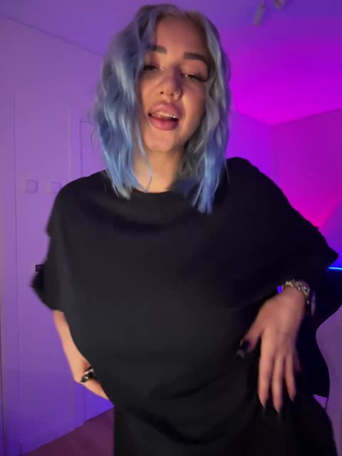 -amazingblonde- — BongaCams वेबकैम मॉडल: फ़ोटो
