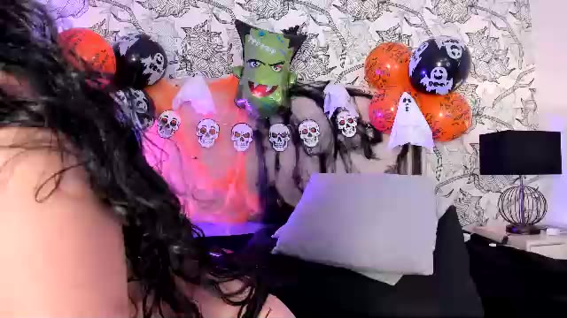 lunaykross – уебкам модел в Chaturbate: снимки