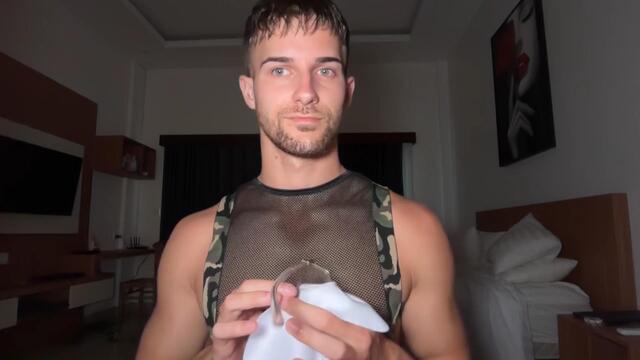 forest-nichols: عارضة كاميرا ويب على Flirt4Free