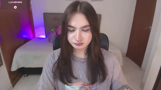 miley_baker, cam model su Chaturbate: foto