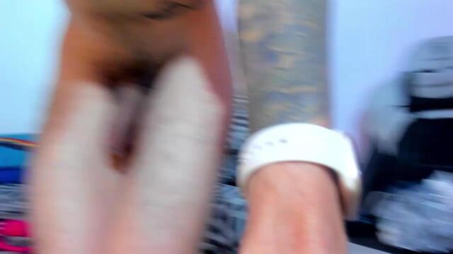 Preview photo of webcam model paul-walkers on Flirt4Free