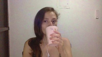 jasminalba, modelo webcam do Cam4: fotos