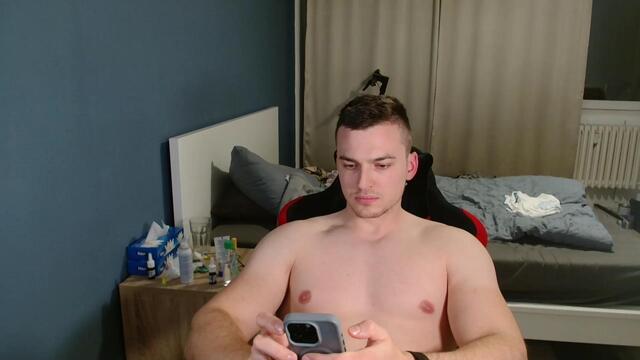lewis-vega, modelo webcam de Flirt4Free: fotos