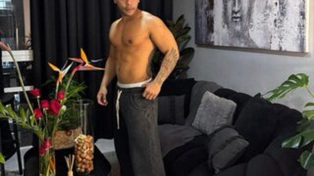 adrian-montrell, model webcam de Flirt4Free: fotos