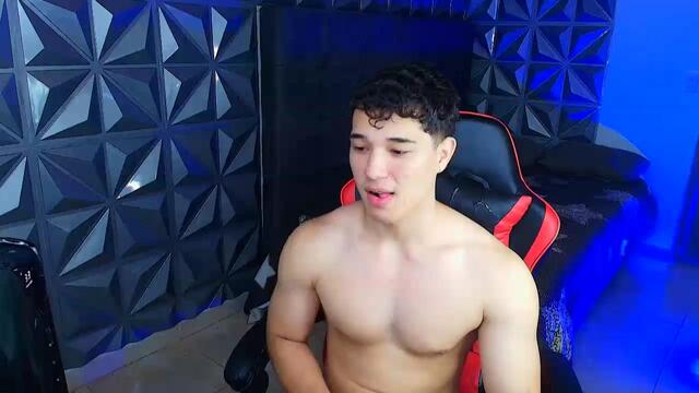 tyler-block, μοντέλο webcam στο Flirt4Free