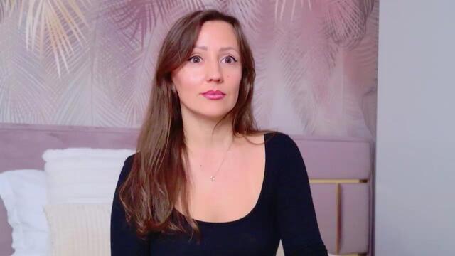 alexia-cage — Flirt4Freeのライブ配信モデル：写真・プロフィール