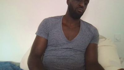 trybbc64, model webcam de Cam4: fotos