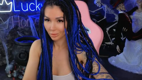 -babayaga- (BongaCams): foto un profils