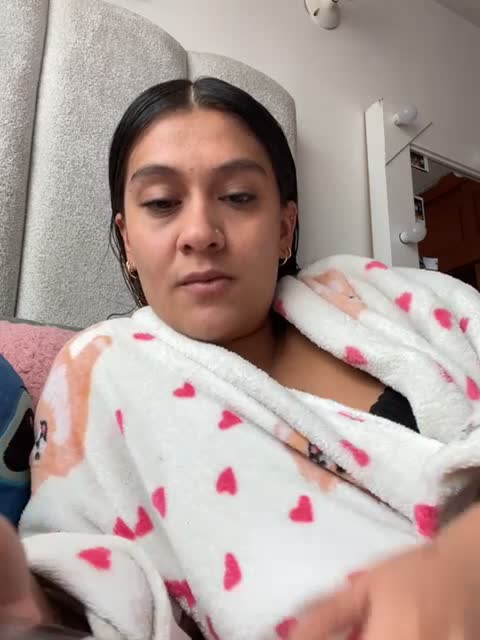 thaliaares na XloveCam: fotky a profil