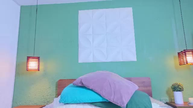 slutty_milf18, modèle webcam Chaturbate : photos