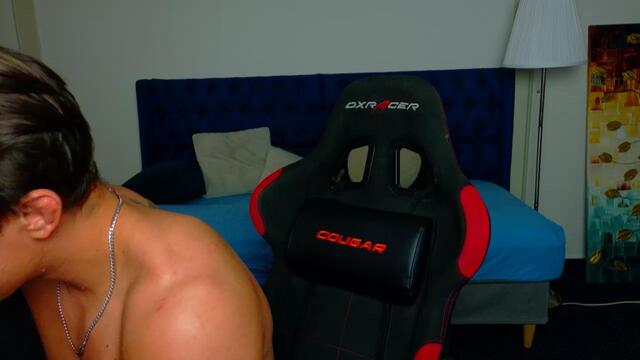 troy-efron na Flirt4Free: fotky a profil