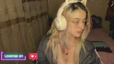 Фото вебкам-модели cata__s на Cam4