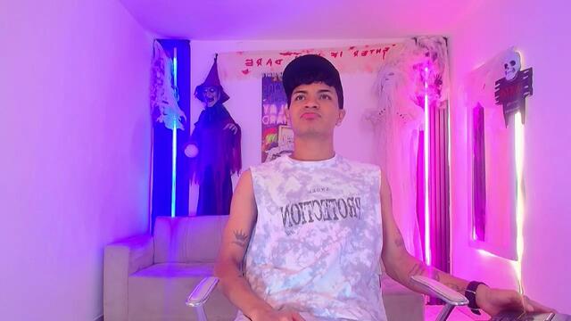 amenadiel-sohot (Flirt4Free): fotod ja profiil