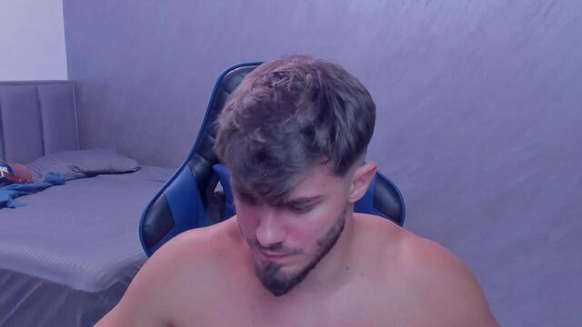 ervin-bloom – уебкам модел в Flirt4Free: снимки