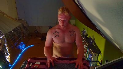 Preview photo of webcam model patrick_2025 on Cam4