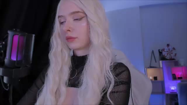 irisice ב-Chaturbate: תמונות ופרופיל