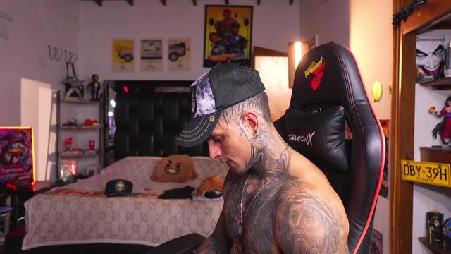 logan-hugh na Flirt4Free: fotky a profil