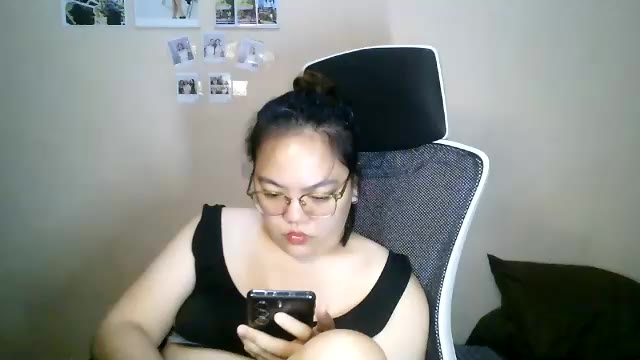 Фото вебкам-модели luckycharm003 на Chaturbate