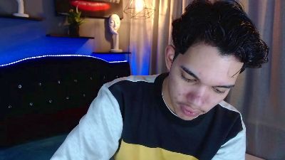 haku_nayro na Cam4: zdjęcia i profil
