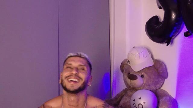 seth-vega na Flirt4Free: zdjęcia i profil