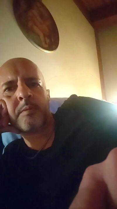 ciondolone82 — Cam4 ওয়েবক্যাম মডেল: ছবি