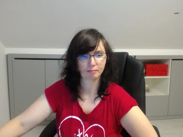 sweetlouise — XloveCam वेबकैम मॉडल: फ़ोटो