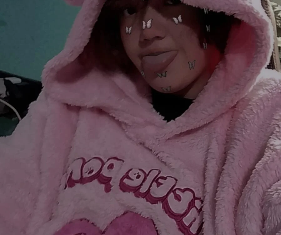MimiKawaii: عارضة كاميرا ويب على Stripchat