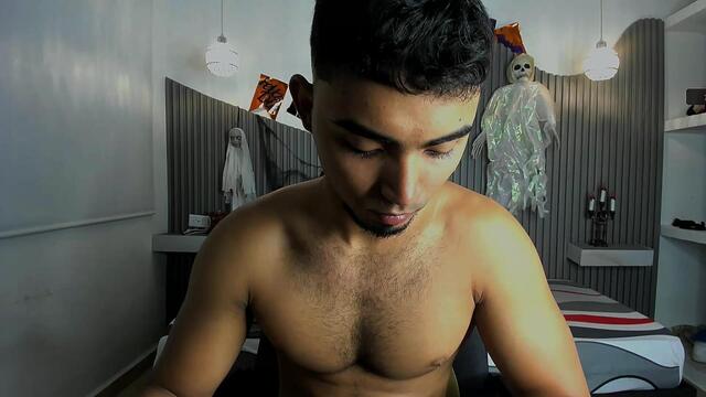 liian-brown, webcammodel på Flirt4Free: fotos