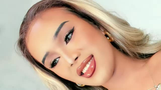 kandymuse_, modelo webcam do Chaturbate: fotos