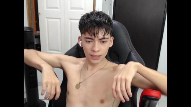 Preview photo of webcam model sam-cute on Flirt4Free