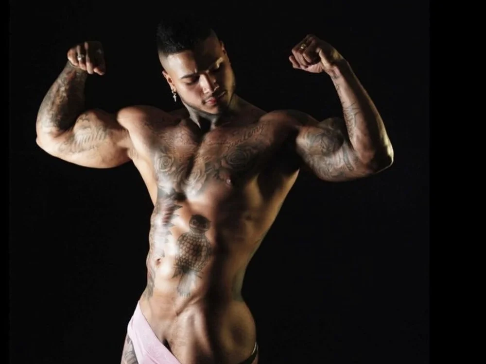 Exotic_tatto27121 на Stripchat: слики и профил