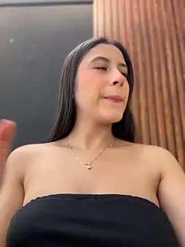 Juanita-Diaz – уебкам модел в Stripchat: снимки