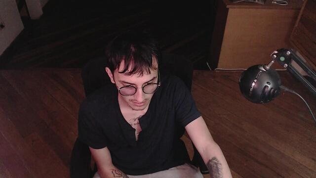 Preview photo of webcam model teo-fania on Flirt4Free