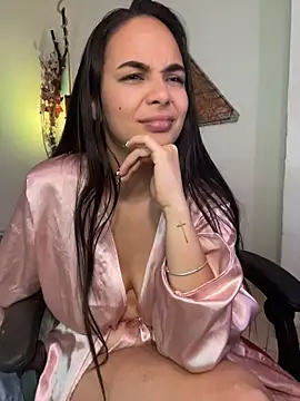 gabyaridi, cam model su Stripchat: foto