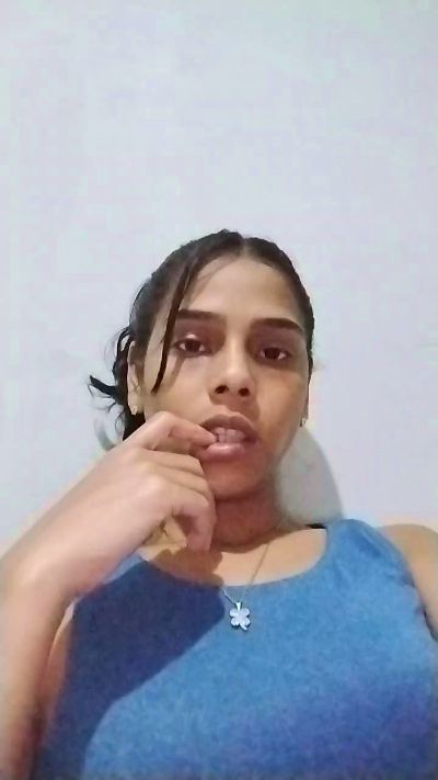 emily5 na Cam4: fotky a profil