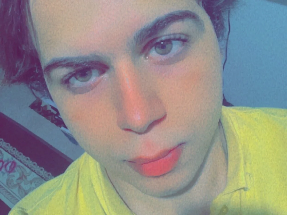 Kifahtv000 (Stripchat): foto un profils
