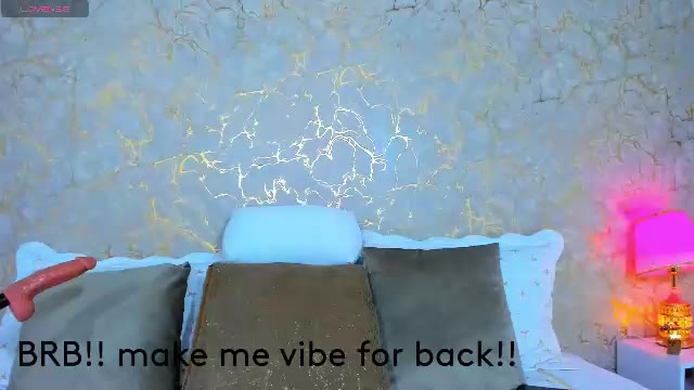 megan_clarck_, modelo webcam do Chaturbate: fotos