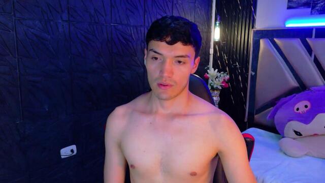 jacksonn-carter — Flirt4Free वेबकैम मॉडल: फ़ोटो