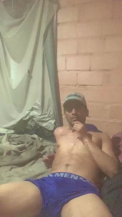 brunootz na Cam4: fotky a profil