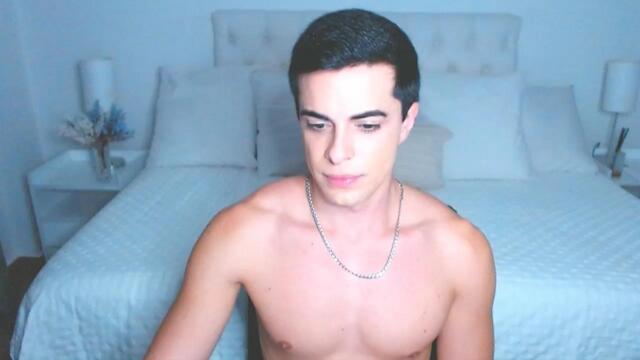 xander-spells: عارضة كاميرا ويب على Flirt4Free
