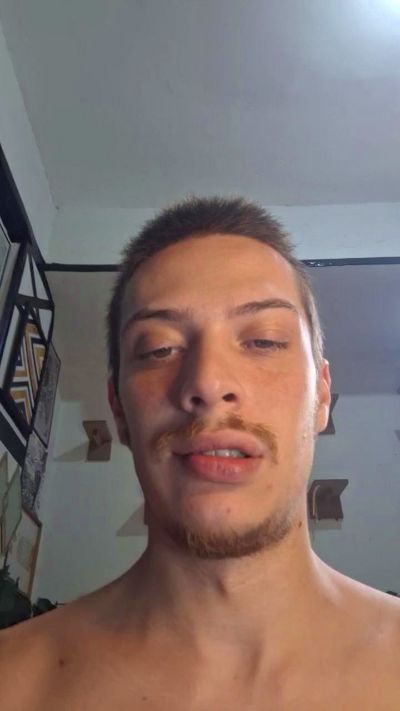 bballss: عارضة كاميرا ويب على Cam4