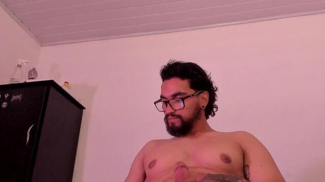 chrys-harris – Flirt4Free webkamerás modell