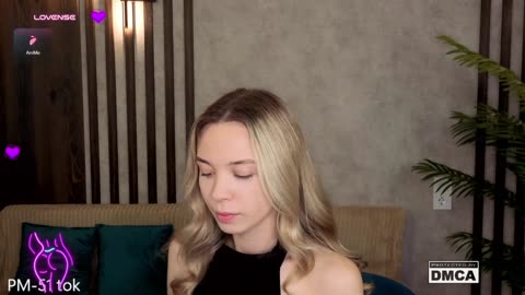 hollywww (BongaCams): ảnh người mẫu webcam