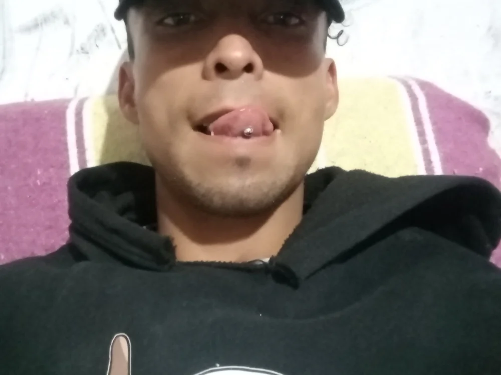 Preview photo of webcam model 8uno on Stripchat
