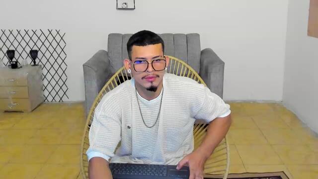 ethan-rodgers (Flirt4Free): fotod ja profiil