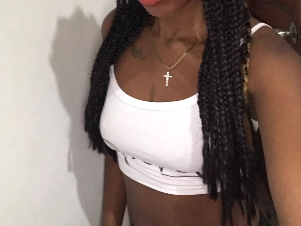 cleo_nyx, modelo webcam de Stripchat: fotos